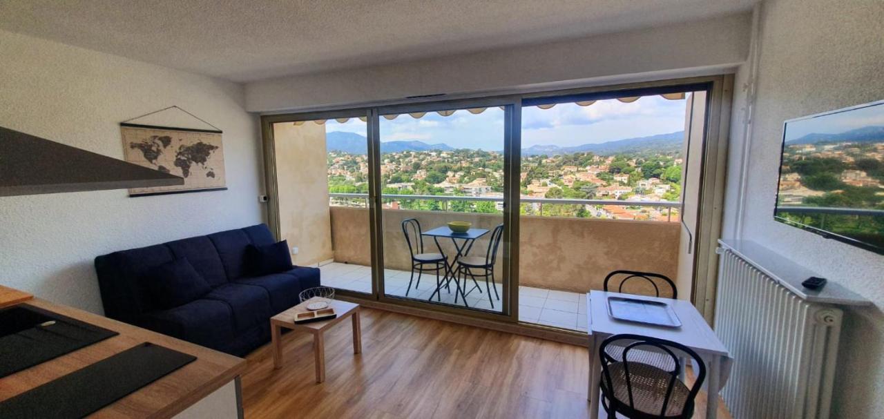 Studio Chez Nanie Residence Le Concorde Cannes Marina 망들리유 라 나플 외부 사진